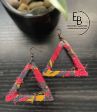 Load image into Gallery viewer, Shredded Pyramid Fabric Triangle Earrings
