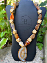 Load image into Gallery viewer, “Golden Time Of Day” Agate Slice Beaded Necklace
