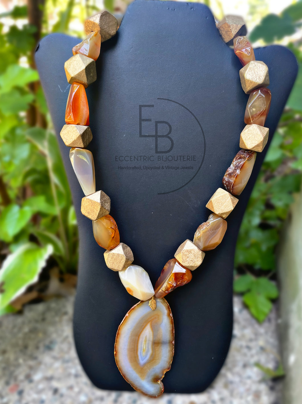“Golden Time Of Day” Agate Slice Beaded Necklace