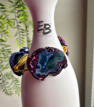 Load image into Gallery viewer, “Grape Apple Seed” Agate Bangle
