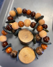 Load image into Gallery viewer, Unisex Raw Wood Stretch Bracelet
